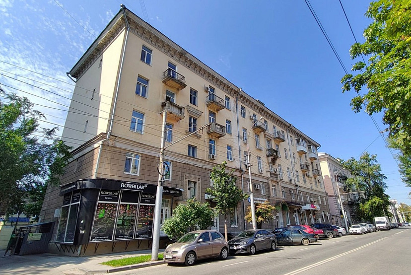 Пятиэтажку середины XX века в центре Саратова признали памятником архитектуры